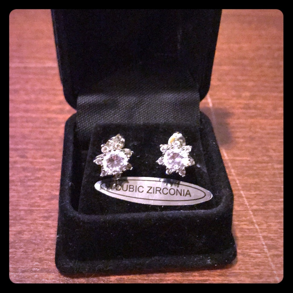 Cubic Zirconia earrings sterling silver post